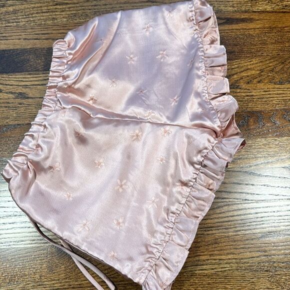 Sister Jane jacquard ruffle shorts co-ord in dusty pink Size XS - Picture 10 of 11